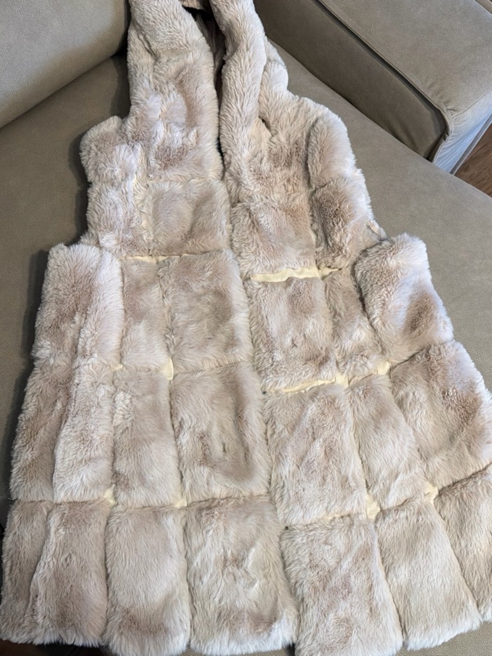 Coco + Carmen Plush Hooded Faux Fur Vest in Light Cream